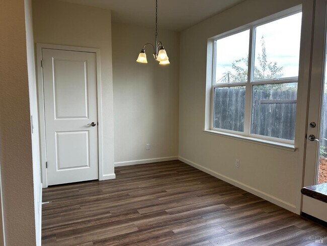 Building Photo - 2042 Ravello Way