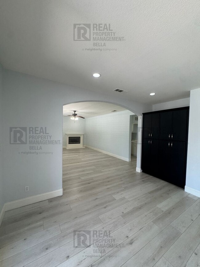 Building Photo - Murrieta Luxury Estate with Resort Pool, Designer Kitchen & Entertainer’s Backyard Retreat