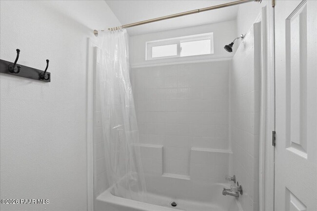 Building Photo - 25415 Cedar Dr