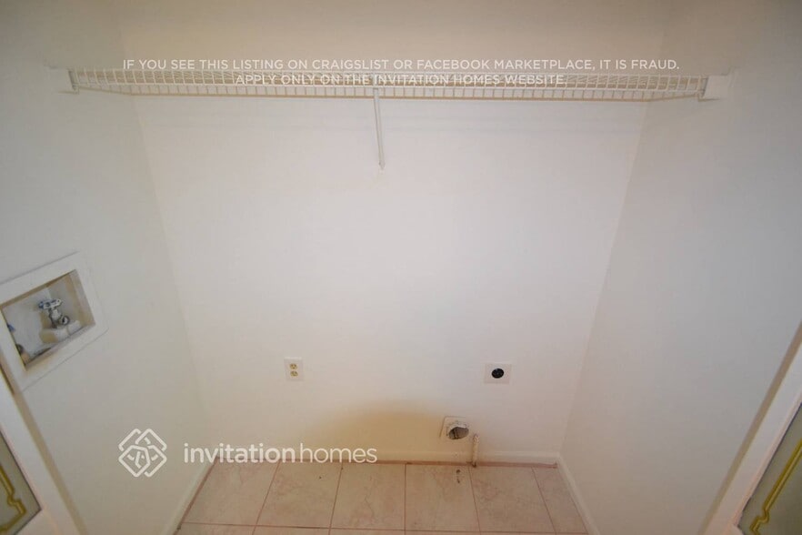 Building Photo - 2820 Sweet Oaks Ct