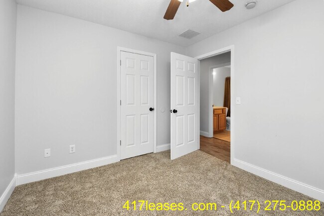 Building Photo - 5384 Soapberry Ct