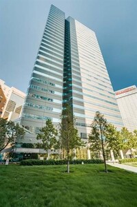 Building Photo - 350 North St. Paul Street