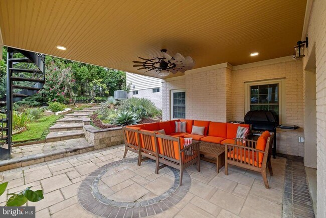 Building Photo - 1116 Autumn Brook Ave