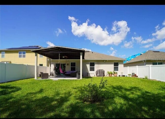 Building Photo - 1588 Diamond Loop Dr