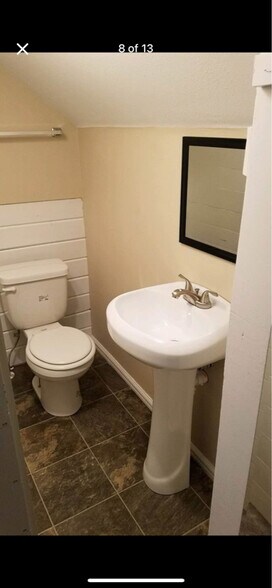 Building Photo - 472 Jefferson St