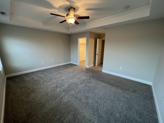 master bedroom - 1006 Gateway Commons Cir