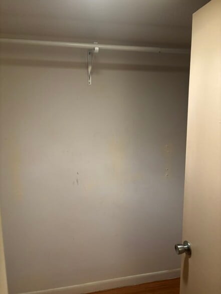 walk in closet - 11485 Oakhurst Rd