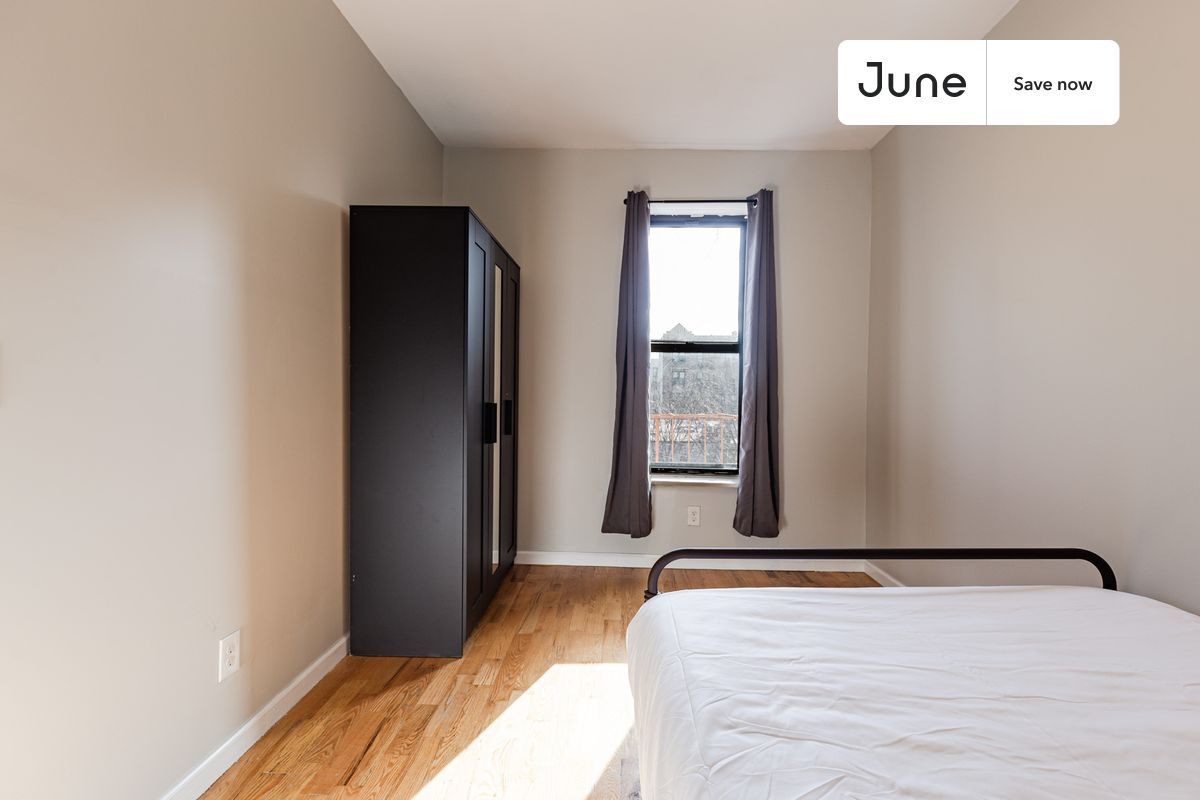 Building Photo - 362 Parkside Ave