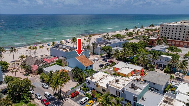 Building Photo - 311 N Surf Rd