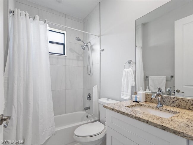 Building Photo - 490 37th Ave NW