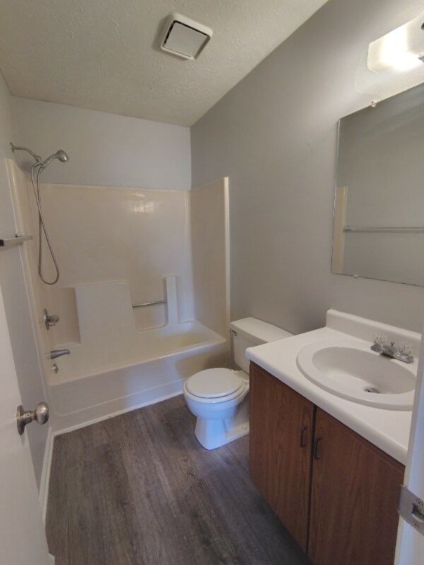 Building Photo - 7 Duiguid Dr