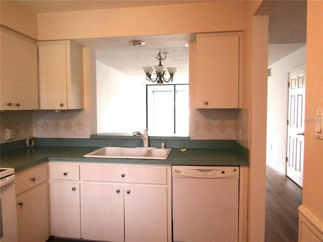 Building Photo - 5236 Lake Village Dr