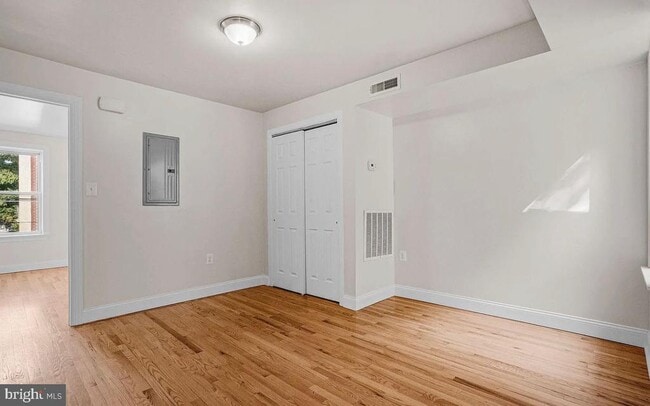 Building Photo - 1729 N Gratz St