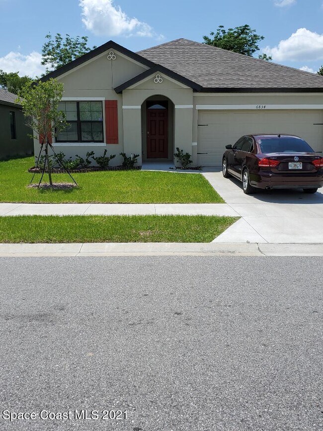 Building Photo - 6834 Soaring Ln
