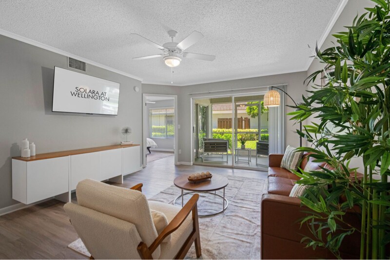 Building Photo - 2133 Polo Gardens Dr