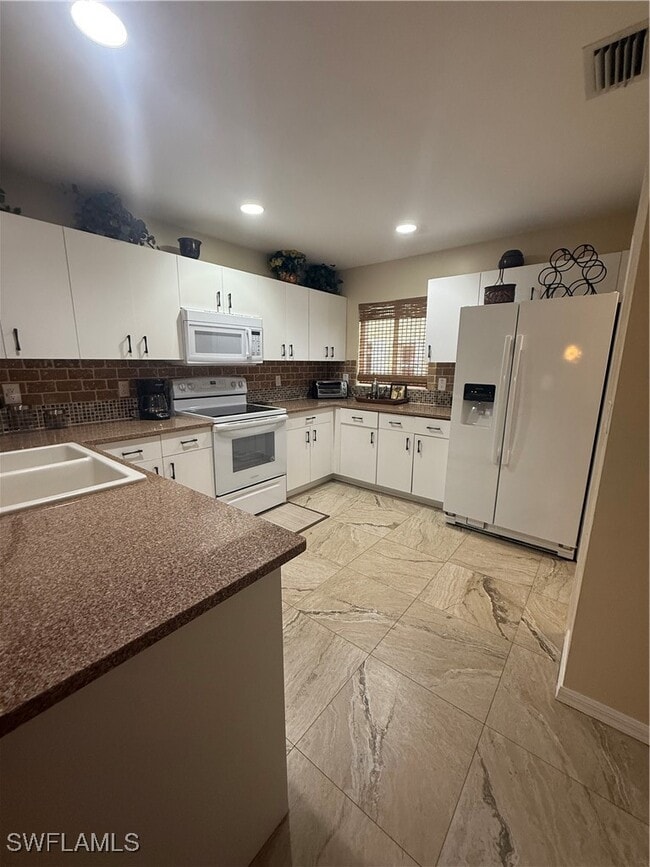 Building Photo - 1113 SE 20th Ct