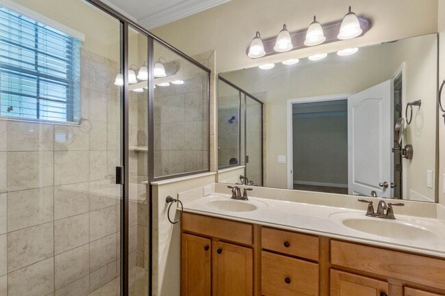 Building Photo - New Rental