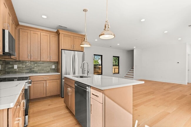 Building Photo - NEW CONSTRUCTION! Old Hickory