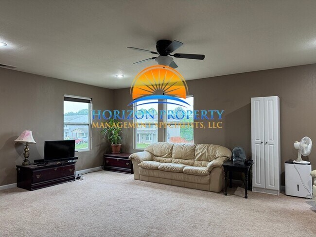 Building Photo - 15355 Tyler Mill Dr
