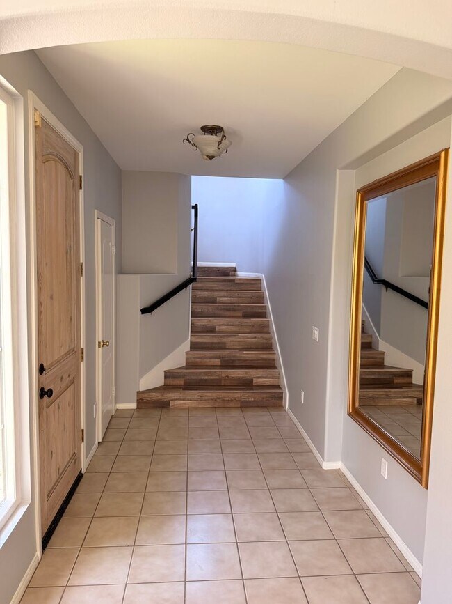 Building Photo - 2872 La Plata Dr