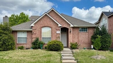 Building Photo - 6224 Dark Forest Dr