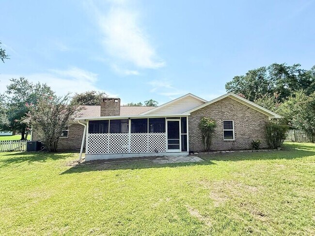 Building Photo - 5136 Hamilton Ln