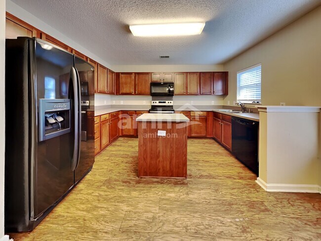 Building Photo - 177 Wildberry Ln