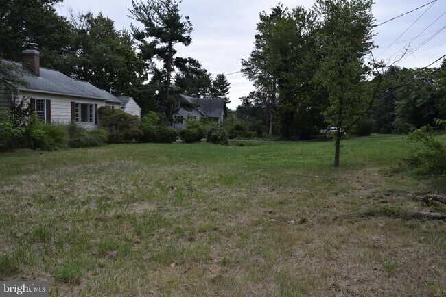 Building Photo - 4500 Franconia Rd