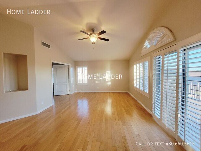 Building Photo - 4027 E Kirkland Rd