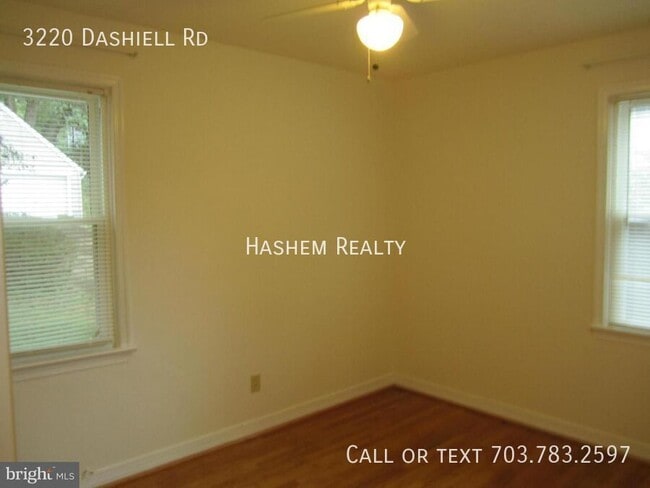 Building Photo - 3220 Dashiell Rd