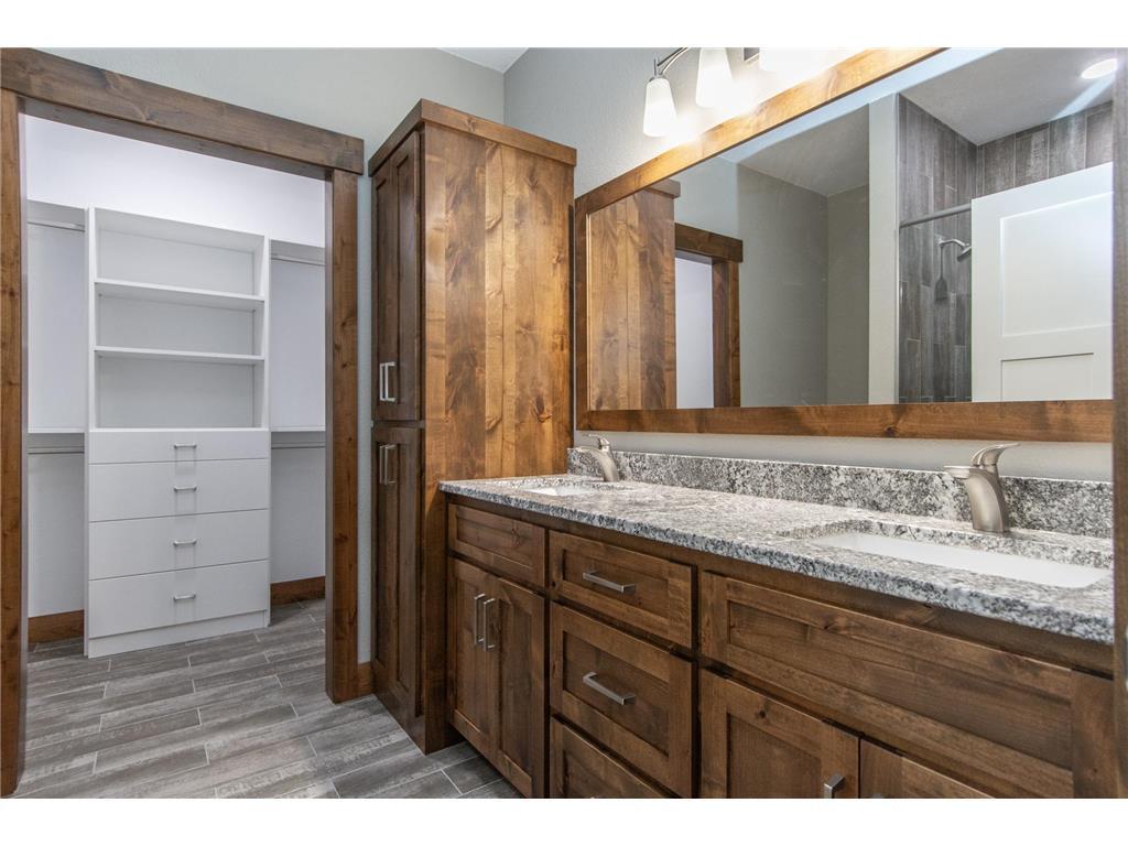 Building Photo - 11593 Forestview Dr