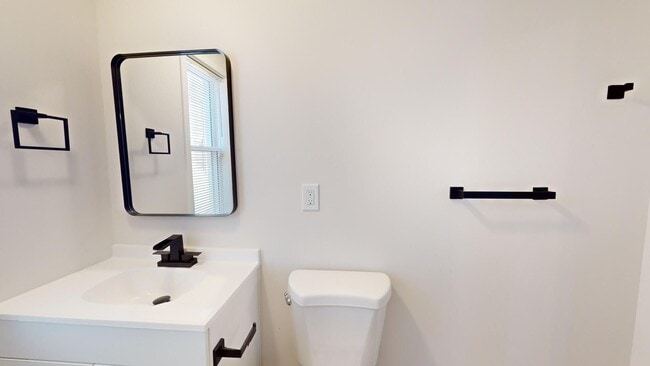 Building Photo - IMMACULATE - Clark / Fulton Area - 3 Bedrooms - 3 Baths - Single Family Home