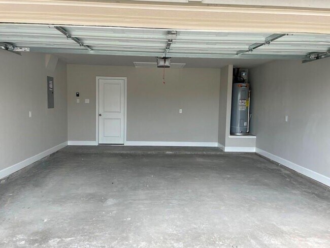 Building Photo - 5755 Redfish Ct