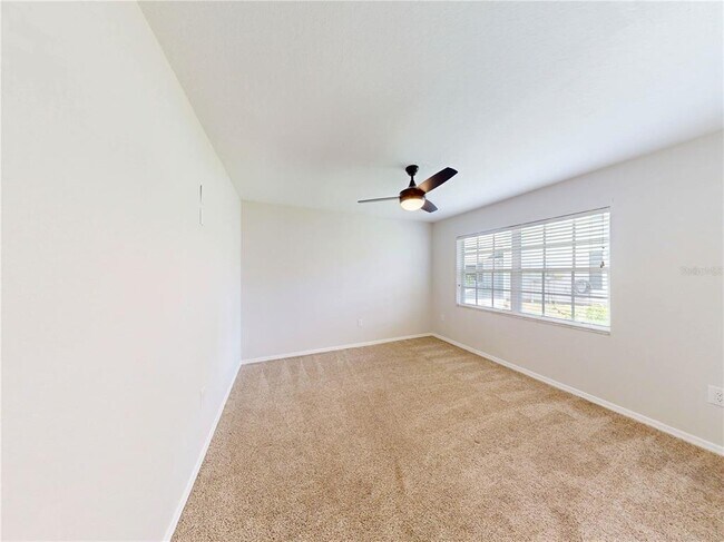Building Photo - 7923 Ridge Pointe Dr E