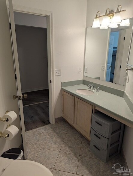 Building Photo - 4009 Shorewood Dr