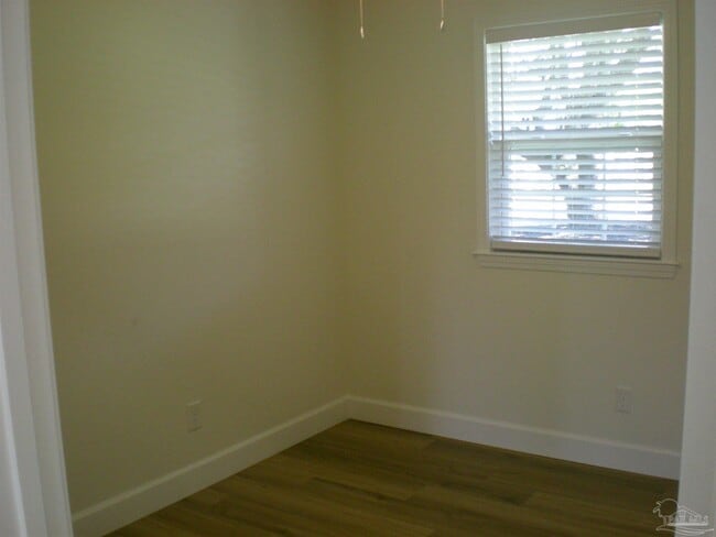 Building Photo - 11606 Chanticleer Dr