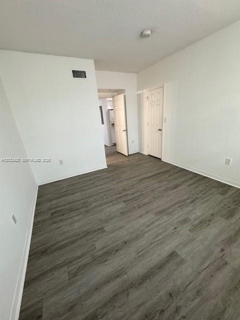 Building Photo - 140 SW 117th Ave