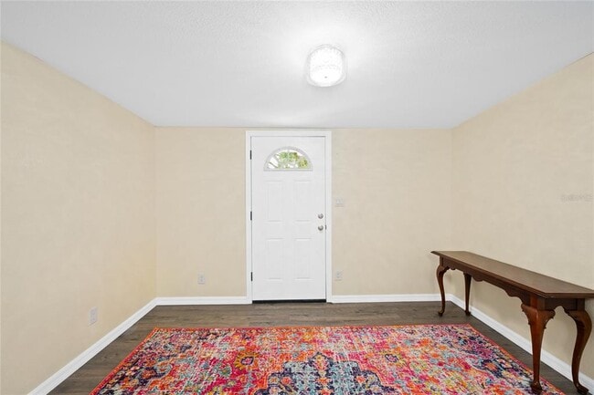 Building Photo - 245 S Rhodes St