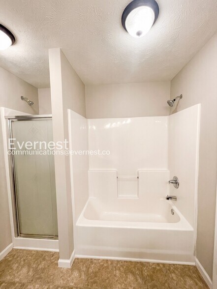 Building Photo - 1504 Apache Way