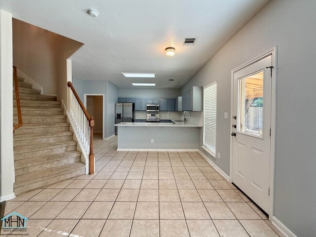 Building Photo - Beautiful and Spacious 2 story 4 Bedroom 2.5 Bath Home Designed for Comfortable Living and Seamle...