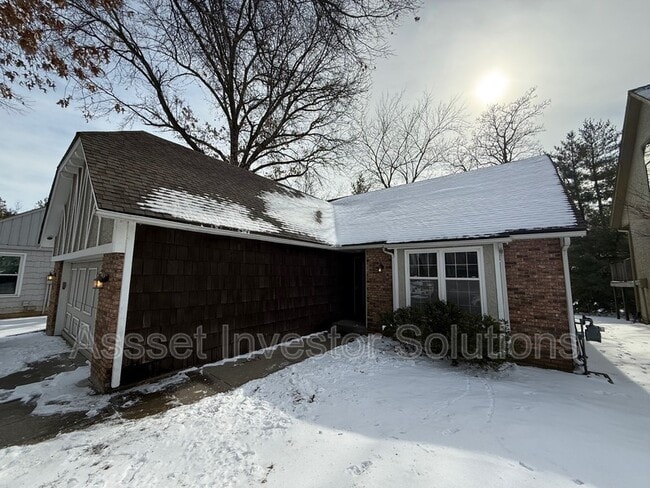 Building Photo - 11109 Delmar Ct