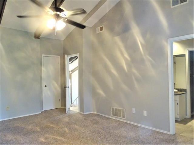 Building Photo - 2252 Jackson Cir