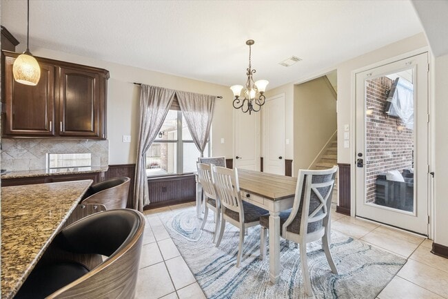 Building Photo - 9119 Brownwood Bend Ct