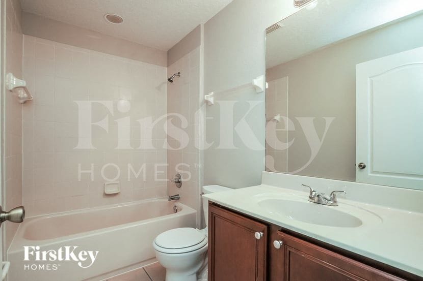 Building Photo - 9885 Moss Rose Way