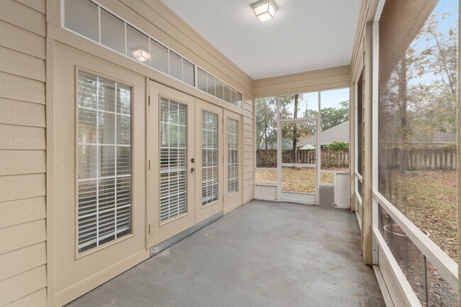 Building Photo - 7013 NW 50th Terrace