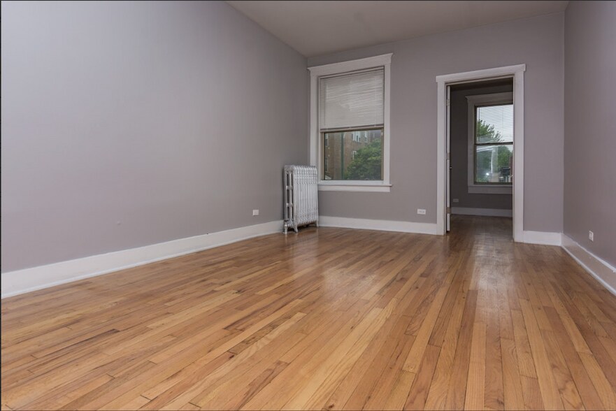 Building Photo - 311 E 69th St