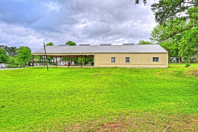 Building Photo - 11602 Vistawood St