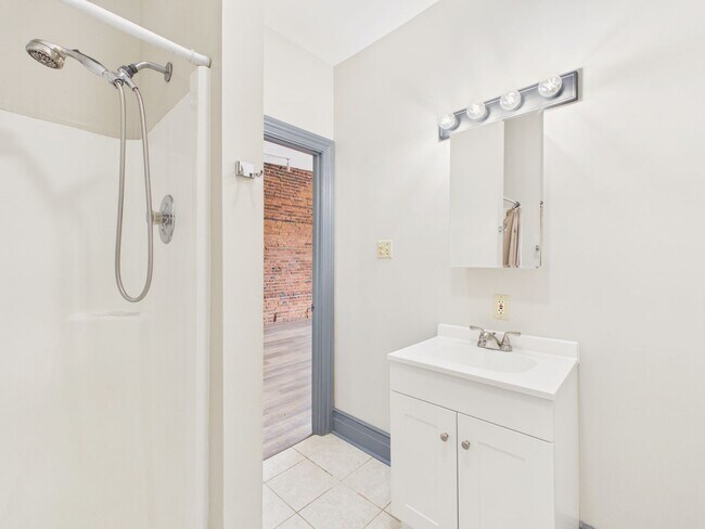 Building Photo - 1010 N 3rd St