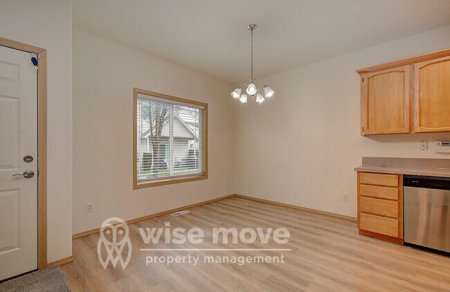 Building Photo - At Home in East Vancouver- 1/2 off First Month!