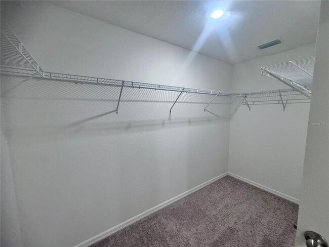 Building Photo - 76 Pine Cir Dr